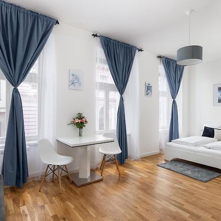 Stay2Gether Blue Vibe Studio - Metro Florenc Praha Eksteriør bilde